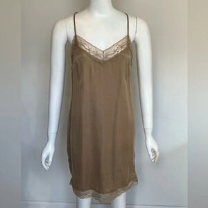 Ya Ya Womens V- Neck Nude Beige Lace Slip Dress Size US 2/ XXS NWT